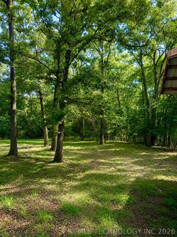 12091 N Lost City Road, Hulbert, OK 74441