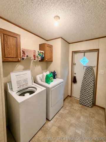 12091 N Lost City Road, Hulbert, OK 74441