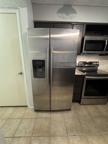 13002 Leader Street 905, Houston, TX 77072