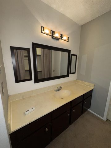 13002 Leader Street 905, Houston, TX 77072