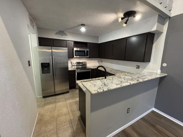 13002 Leader Street 905, Houston, TX 77072