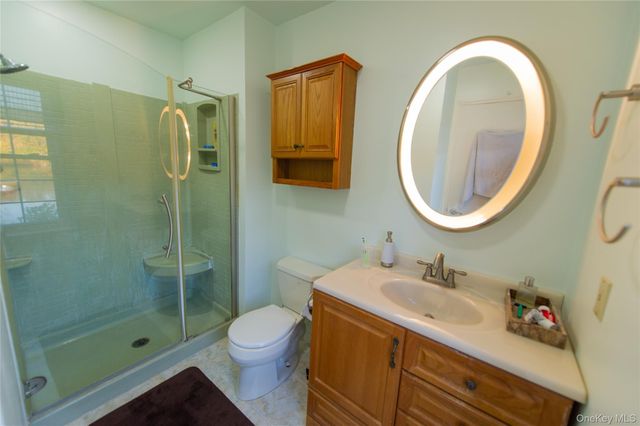 87 Kensington Way, Middletown, NY 10940