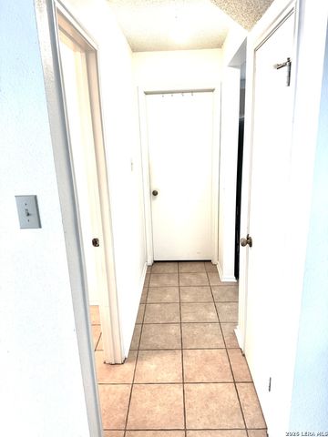 9823 Alisa Brooke, San Antonio, TX 78254