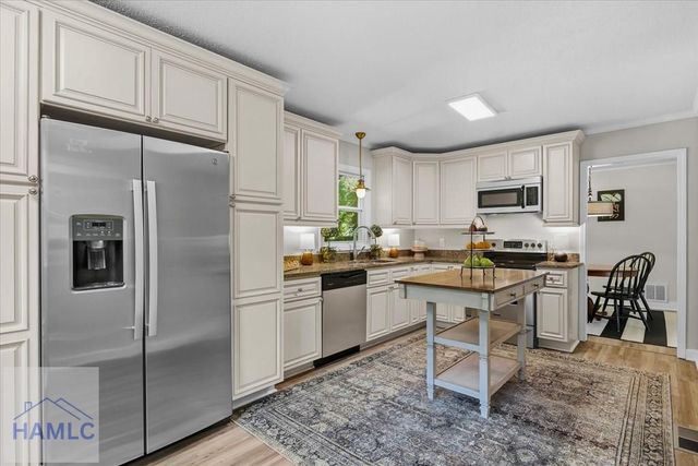 214 Brandywine Road, Savannah, GA 31405