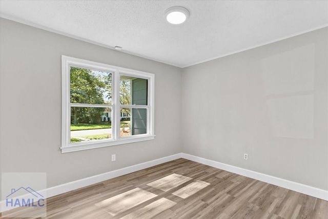 214 Brandywine Road, Savannah, GA 31405