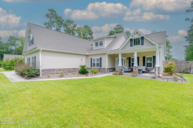 693 Dan Owen Drive, Hampstead, NC 28443