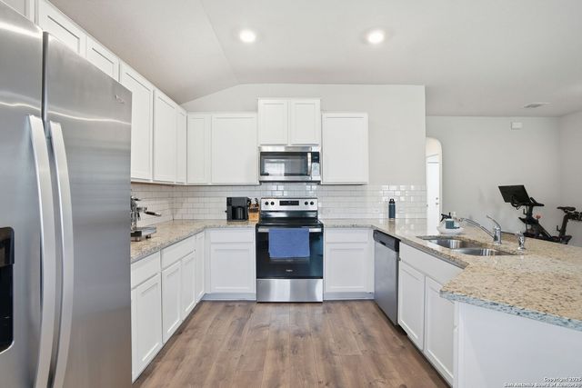 2938 Wentwood, San Antonio, TX 78245