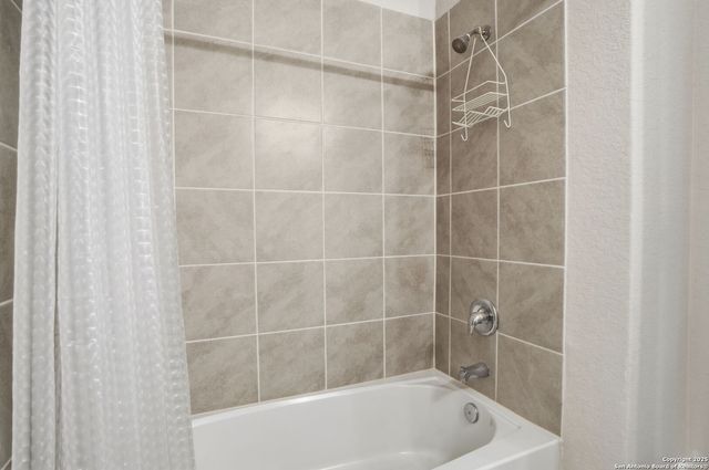 2938 Wentwood, San Antonio, TX 78245