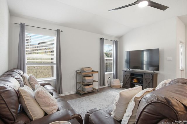 2938 Wentwood, San Antonio, TX 78245