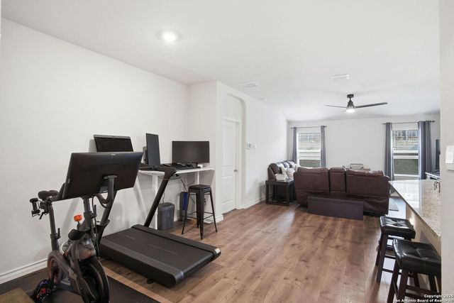 2938 Wentwood, San Antonio, TX 78245