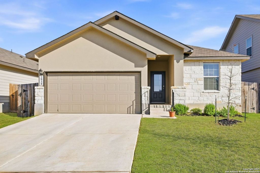 2938 Wentwood, San Antonio, TX 78245