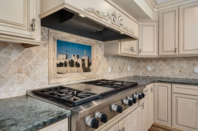301 22nd Street NW, Austin, MN 55912