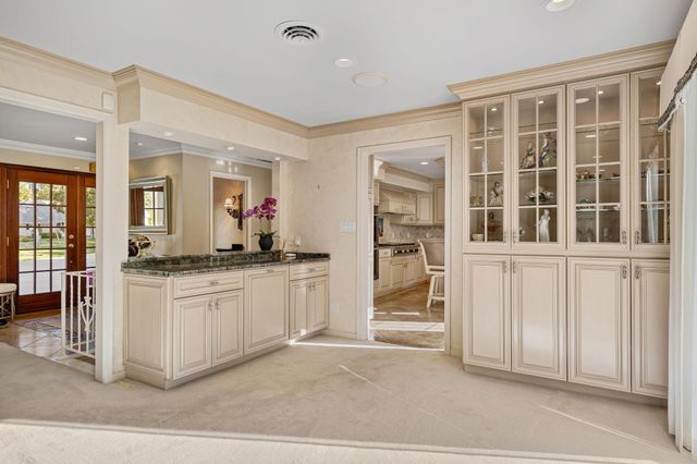 301 22nd Street NW, Austin, MN 55912