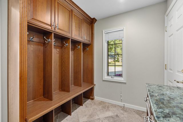 301 22nd Street NW, Austin, MN 55912