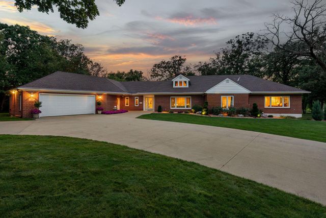 301 22nd Street NW, Austin, MN 55912