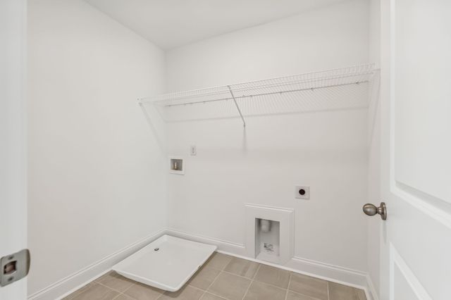 456 Stardust Drive, Lebanon, TN 37087