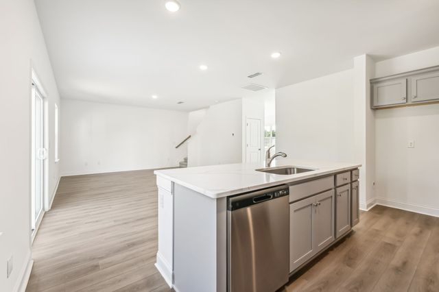 456 Stardust Drive, Lebanon, TN 37087