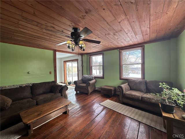 102 Petrie Road, Herkimer, NY 13350