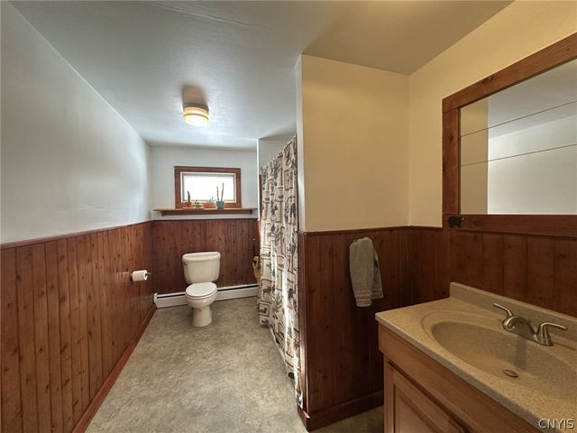 102 Petrie Road, Herkimer, NY 13350