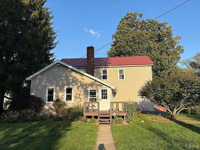 102 Petrie Road, Herkimer, NY 13350