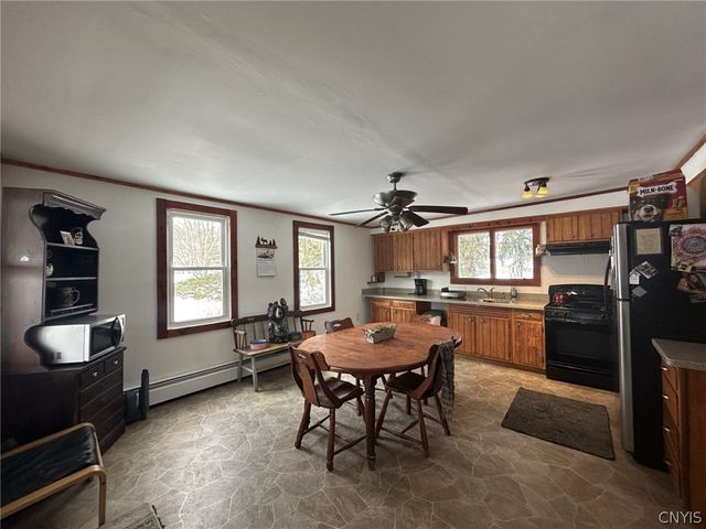 102 Petrie Road, Herkimer, NY 13350