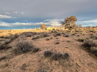 6824 Vatapa Road NE, Rio Rancho, NM 87144