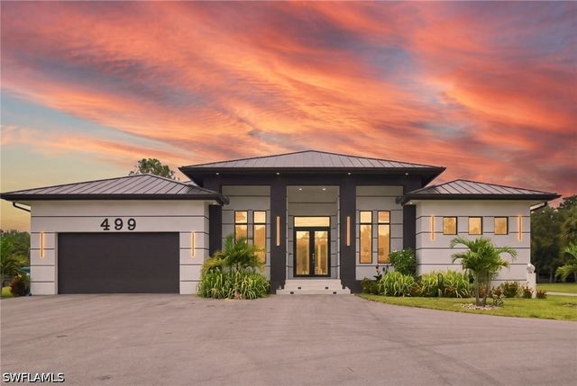 499 Golden Gate BLVD E, Naples, FL 34120