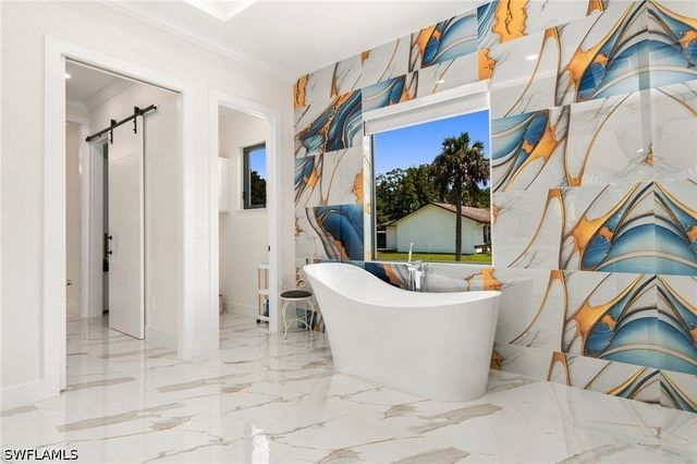 499 Golden Gate BLVD E, Naples, FL 34120