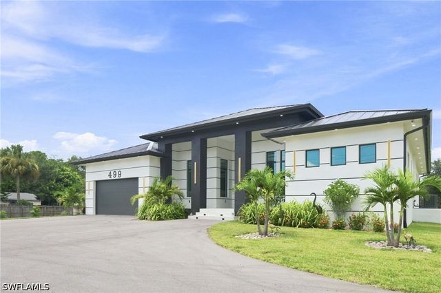 499 Golden Gate BLVD E, Naples, FL 34120