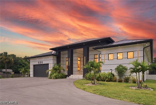 499 Golden Gate BLVD E, Naples, FL 34120