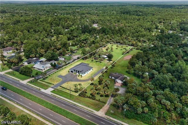 499 Golden Gate BLVD E, Naples, FL 34120