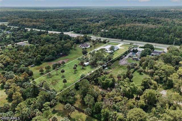 499 Golden Gate BLVD E, Naples, FL 34120