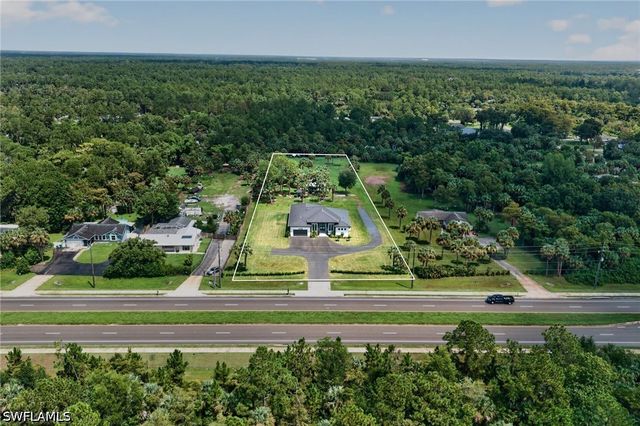 499 Golden Gate BLVD E, Naples, FL 34120
