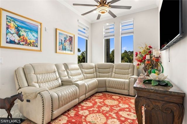 499 Golden Gate BLVD E, Naples, FL 34120