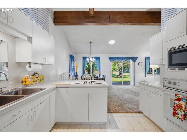 129 NIEMI Rd, Woodland, WA 98674