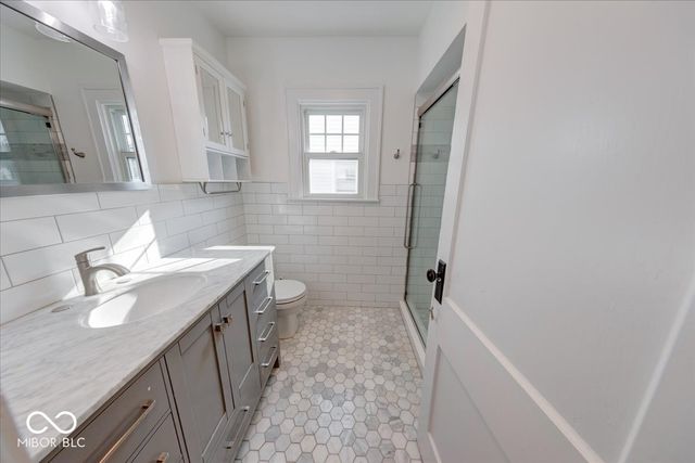 5014 N Kenwood Avenue, Indianapolis, IN 46208