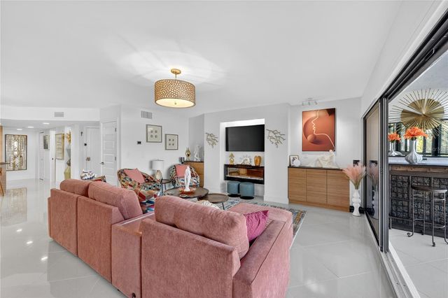 1765 JAMAICA WAY 101, Punta Gorda, FL 33950