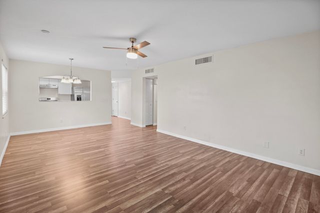 2950 SE Ocean Boulevard 130-4, Stuart, FL 34996