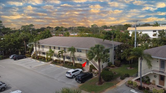 2950 SE Ocean Boulevard 130-4, Stuart, FL 34996