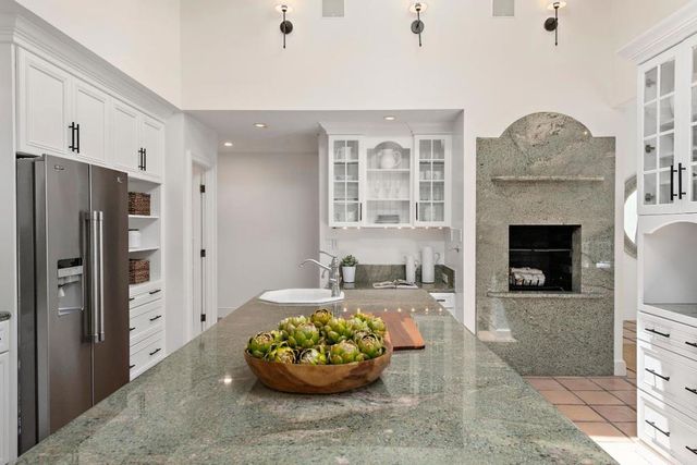 288 Camino Al Lago, Atherton, CA 94027