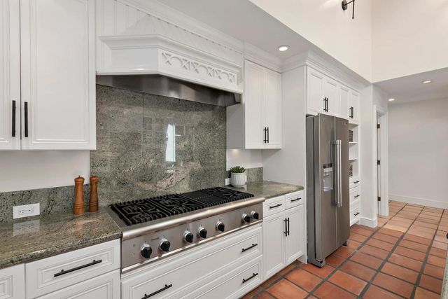 288 Camino Al Lago, Atherton, CA 94027