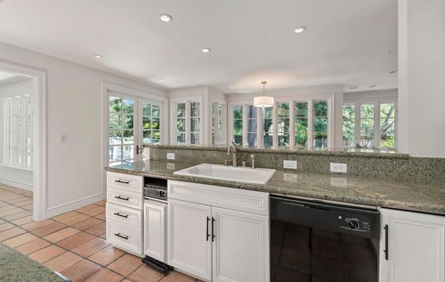 288 Camino Al Lago, Atherton, CA 94027