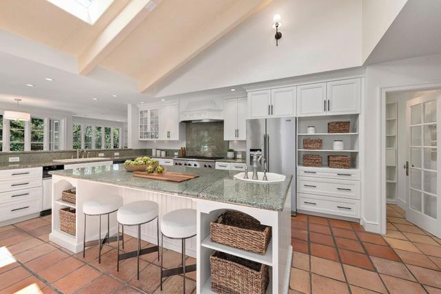 288 Camino Al Lago, Atherton, CA 94027
