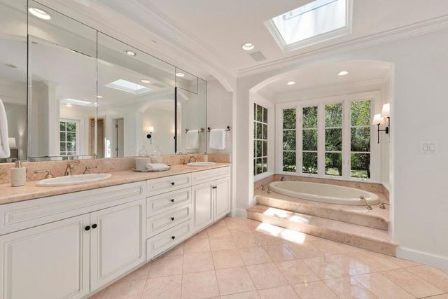 288 Camino Al Lago, Atherton, CA 94027