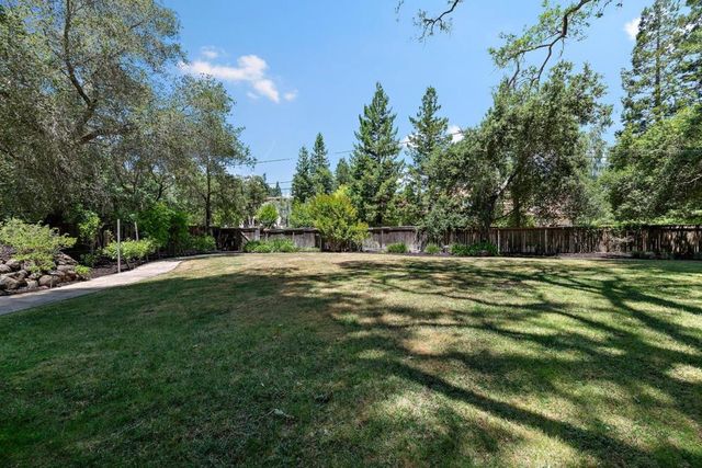 288 Camino Al Lago, Atherton, CA 94027