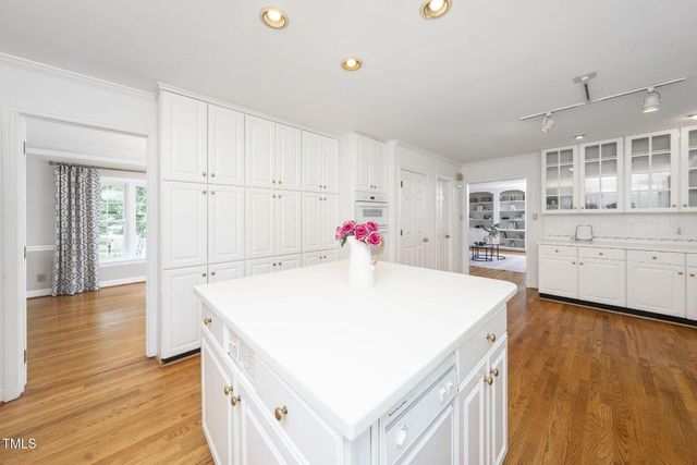 20 Chancery Place, Durham, NC 27707