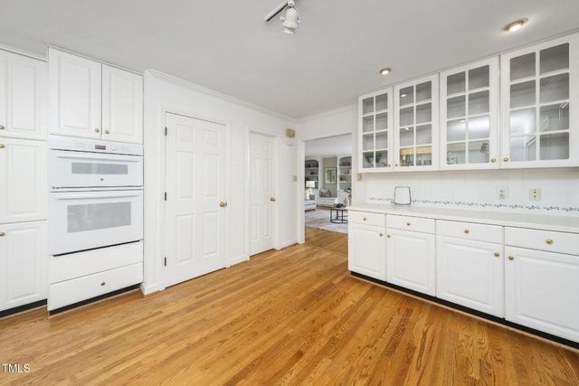 20 Chancery Place, Durham, NC 27707
