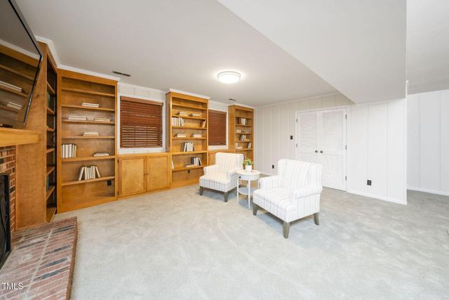 20 Chancery Place, Durham, NC 27707