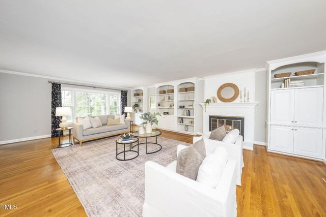 20 Chancery Place, Durham, NC 27707
