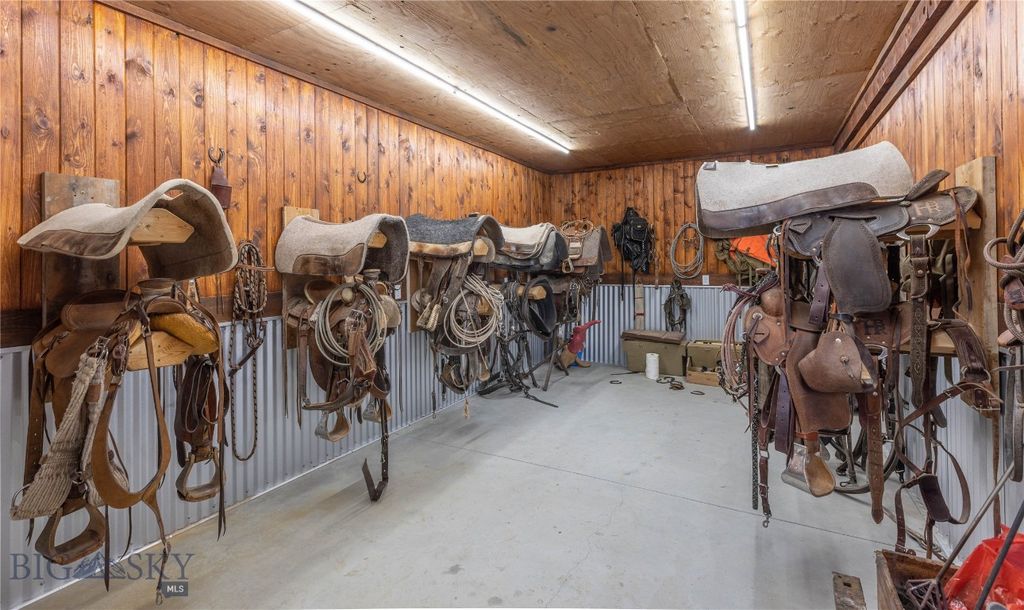 241 Orr Loop, Darby, MT 59829 photo 35